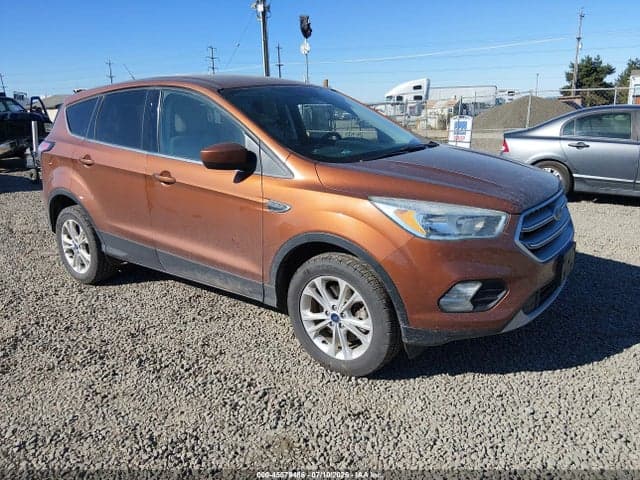 2017 FORD ESCAPE SE 1