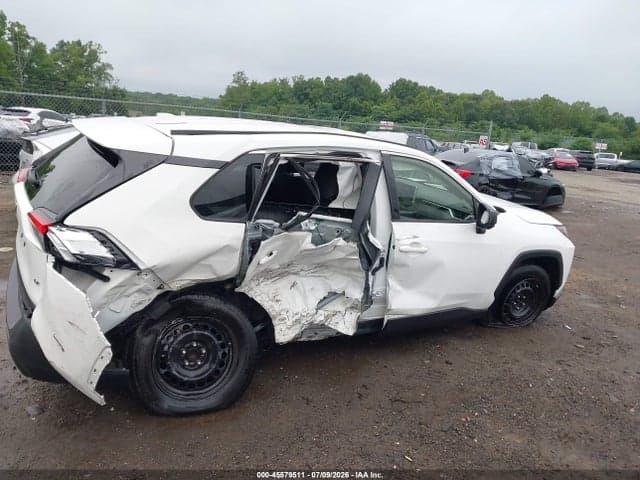 2023 TOYOTA RAV4 LE 6