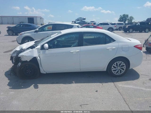 2017 TOYOTA COROLLA LE 14