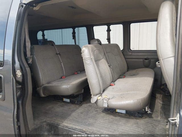 2017 CHEVROLET EXPRESS 3500 LT 8