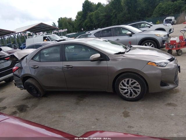 2018 TOYOTA COROLLA LE 14