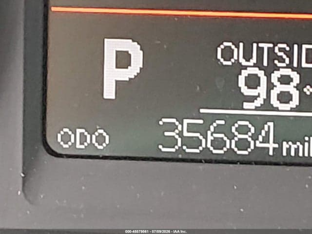 2018 TOYOTA COROLLA LE 16