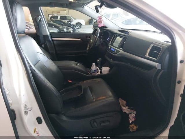 2017 TOYOTA HIGHLANDER XLE 5