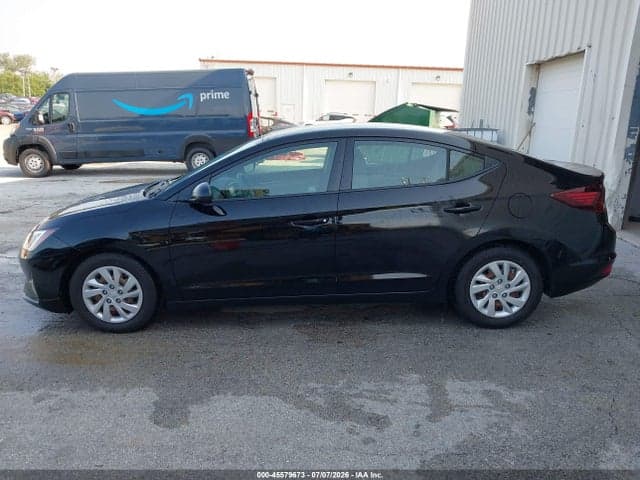 2020 HYUNDAI ELANTRA SE 14