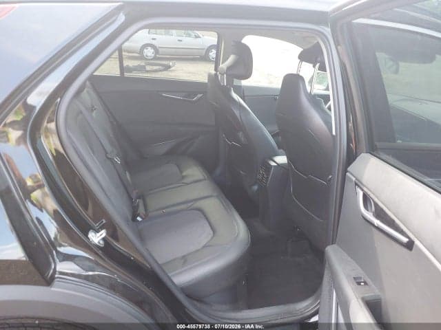 2023 KIA NIRO EX 8