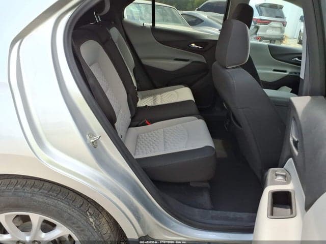 2020 CHEVROLET EQUINOX AWD LS 8