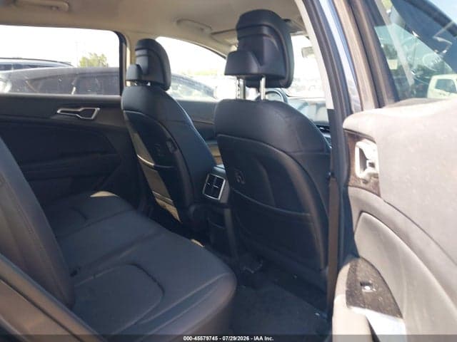2025 KIA SPORTAGE EX 8