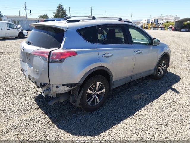 2017 TOYOTA RAV4 XLE 4