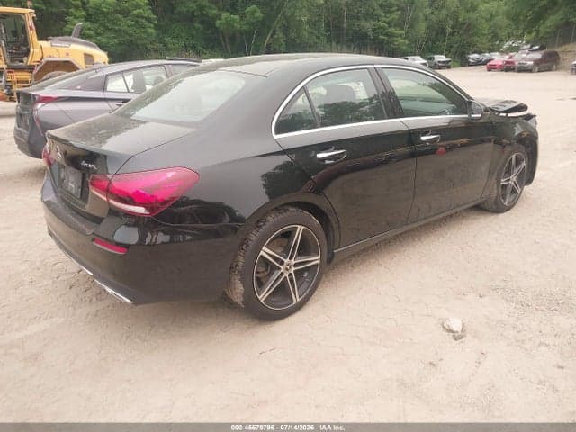 2021 MERCEDES-BENZ A 220 4MATIC 4