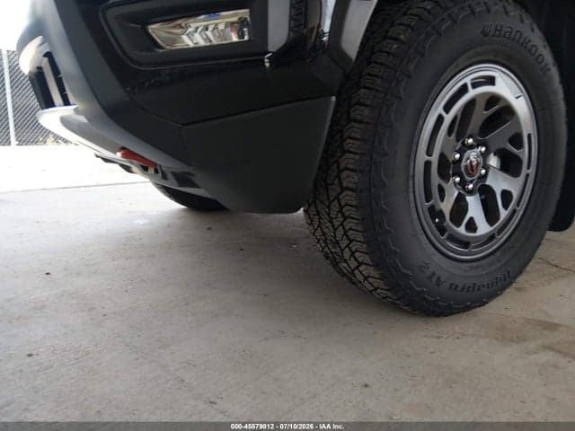 2025 NISSAN FRONTIER PRO-X 4X2 6