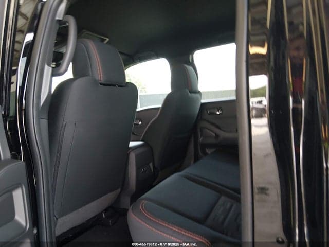 2025 NISSAN FRONTIER PRO-X 4X2 8
