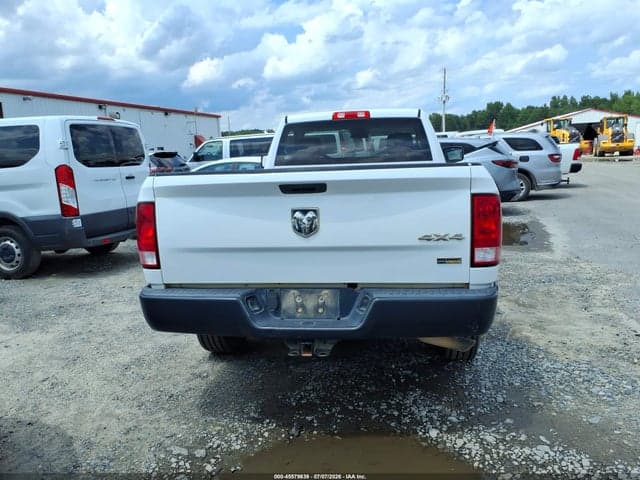 2019 RAM 1500 CLASSIC 16