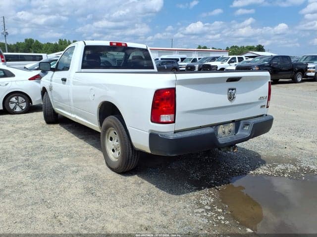2019 RAM 1500 CLASSIC 3