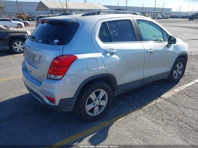 2020 CHEVROLET TRAX FWD LT 4