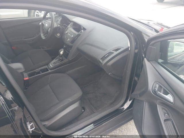 2018 FORD FOCUS SE 5