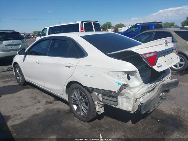 2017 TOYOTA CAMRY SE 3