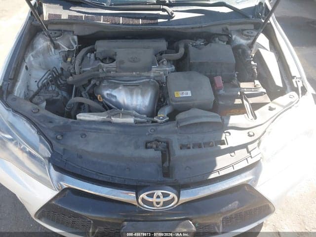 2017 TOYOTA CAMRY SE 10