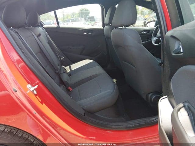 2018 CHEVROLET CRUZE LT AUTO 8