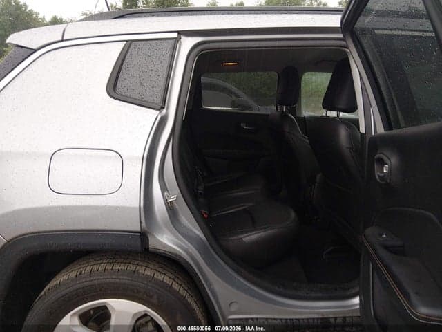 2020 JEEP COMPASS LATITUDE 4X4 8