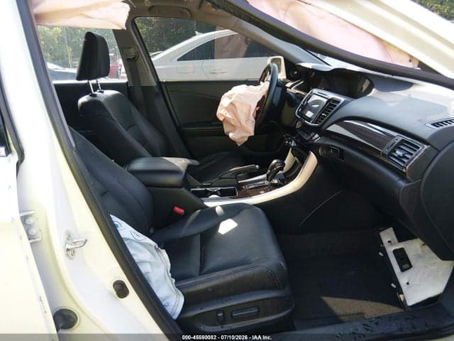 2017 HONDA ACCORD HYBRID EX-L 5