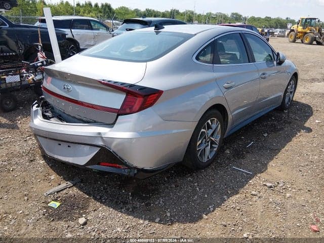 2023 HYUNDAI SONATA SEL 4