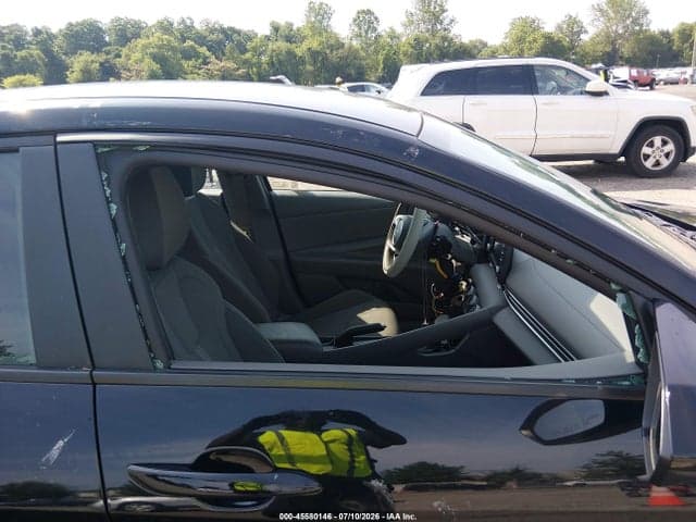 2024 HYUNDAI ELANTRA SE 6