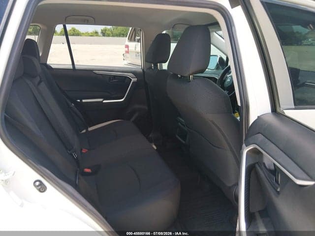 2021 TOYOTA RAV4 LE 8
