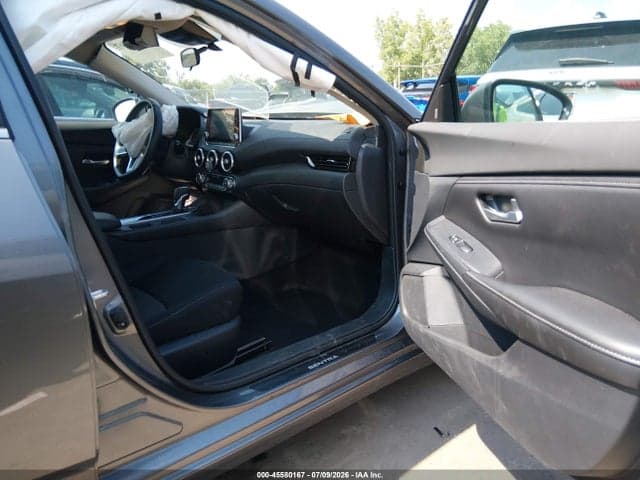 2022 NISSAN SENTRA SV XTRONIC CVT 5