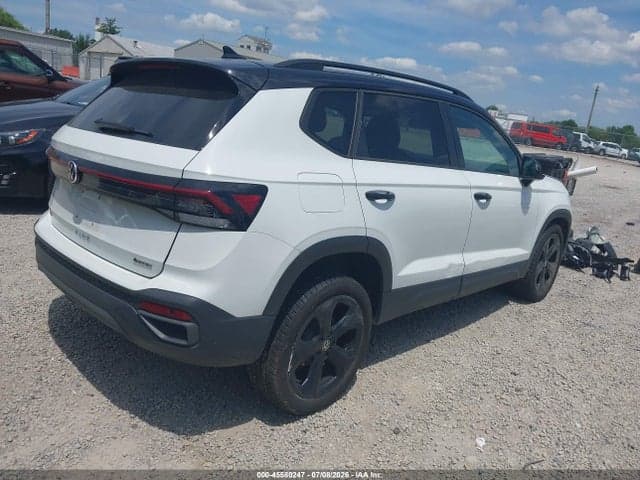 2025 VOLKSWAGEN TAOS 1.5T SE BLACK 4