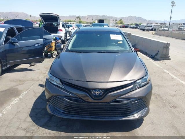 2019 TOYOTA CAMRY HYBRID LE 11