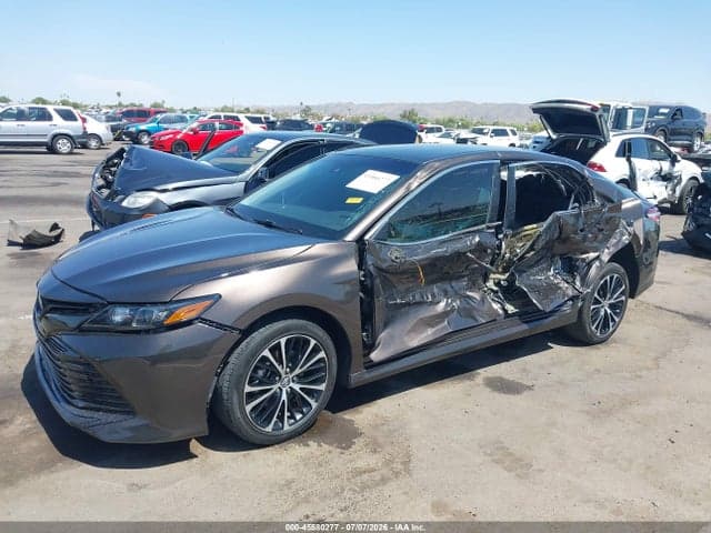 2019 TOYOTA CAMRY HYBRID LE 6