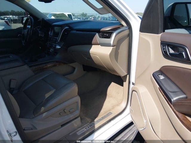 2019 CHEVROLET SUBURBAN LT 5