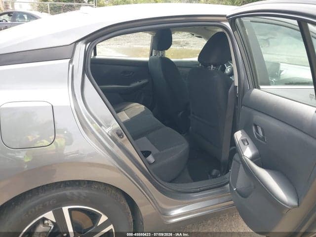 2024 NISSAN SENTRA SV XTRONIC CVT 8