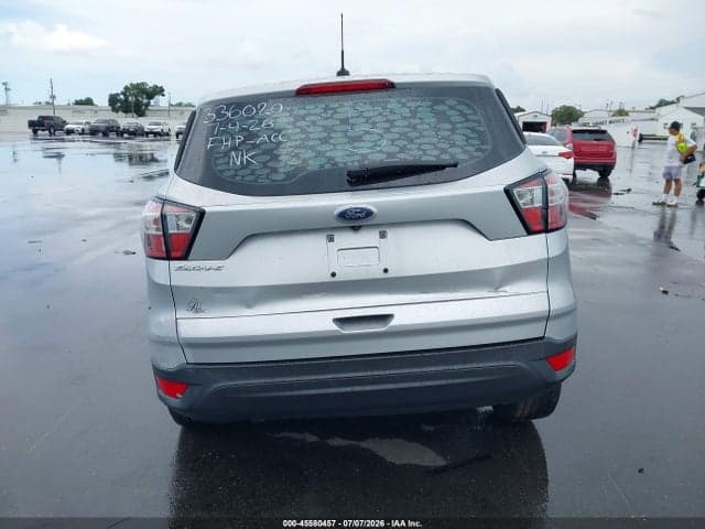 2018 FORD ESCAPE S 17