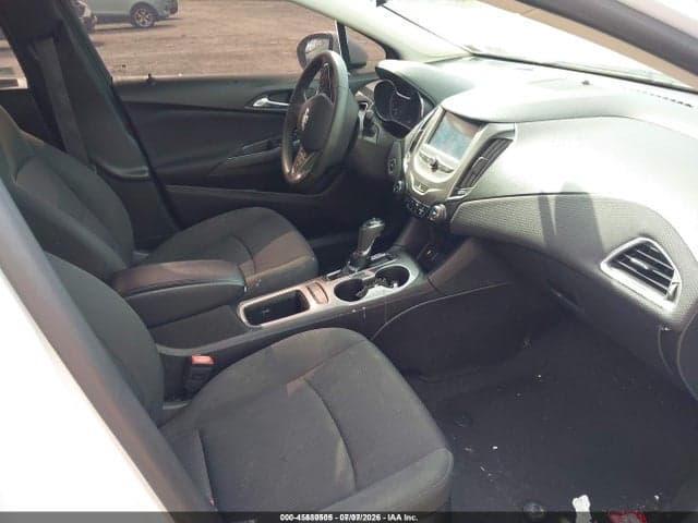 2017 CHEVROLET CRUZE LT AUTO 5