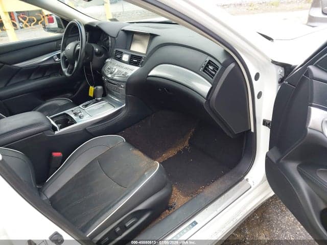 2017 INFINITI Q70L 3.7X 5