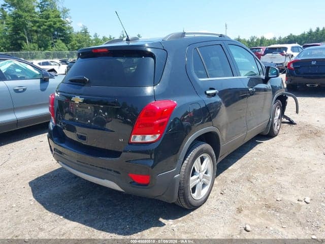 2018 CHEVROLET TRAX LT 4