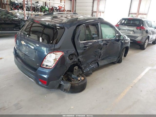 2018 CHEVROLET TRAX LT 4
