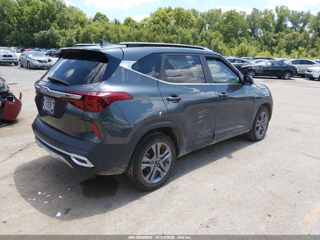 2023 KIA SELTOS S 4