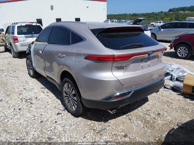 2023 TOYOTA VENZA LIMITED 3