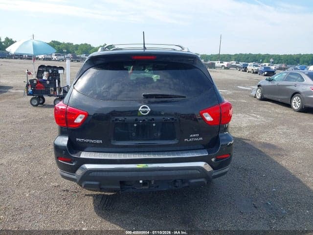 2017 NISSAN PATHFINDER PLATINUM 16