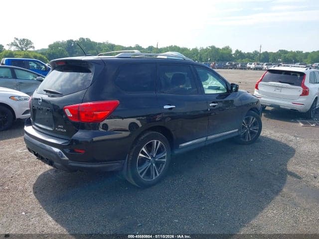 2017 NISSAN PATHFINDER PLATINUM 4