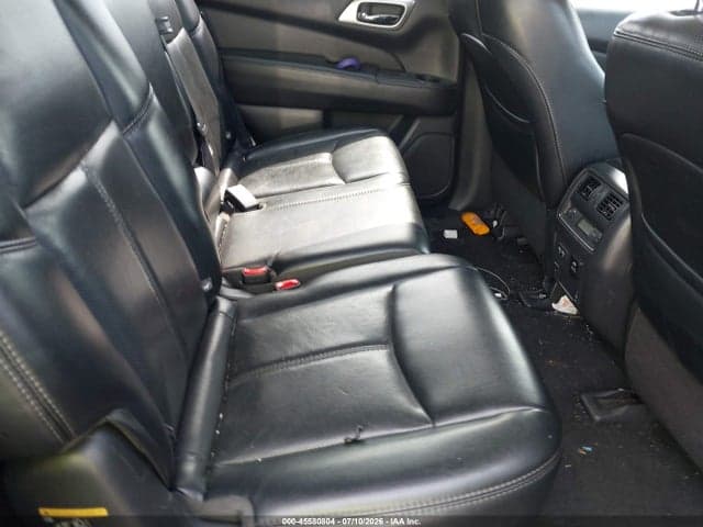 2017 NISSAN PATHFINDER PLATINUM 8