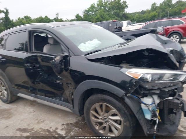 2017 HYUNDAI TUCSON SE 17