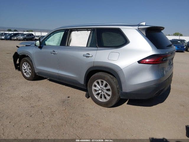 2025 TOYOTA GRAND HIGHLANDER XLE 3