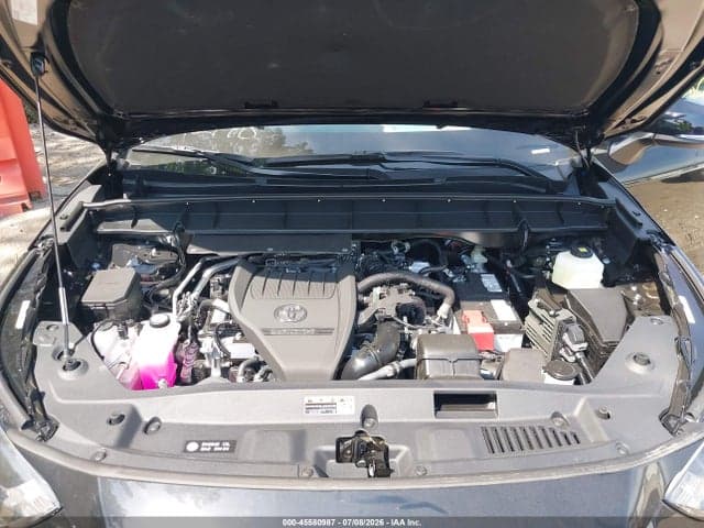 2026 TOYOTA HIGHLANDER XLE 10