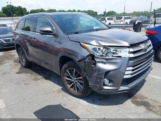 2018 TOYOTA HIGHLANDER XLE 1