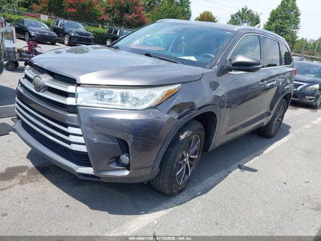 2018 TOYOTA HIGHLANDER XLE 2
