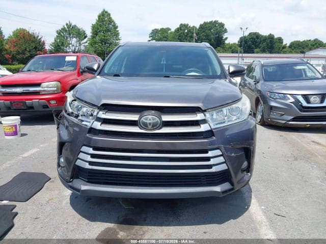 2018 TOYOTA HIGHLANDER XLE 12