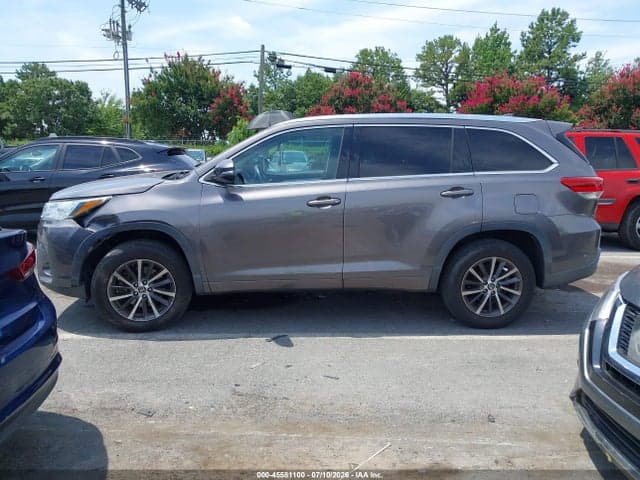 2018 TOYOTA HIGHLANDER XLE 14